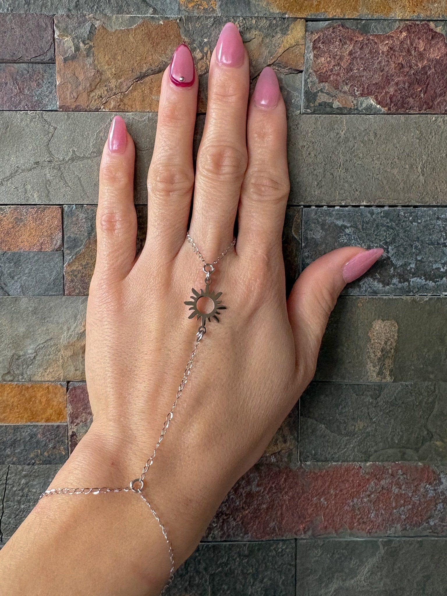 Brazalete con Anillo Integrado (hand chain finger bracelet) - Que Color?