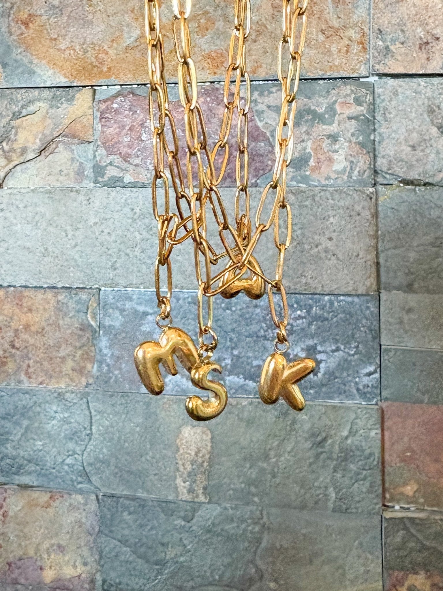 Collar con Inicial - Que Color?